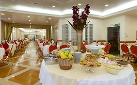 Hotel Cinquentenario&Conference Center